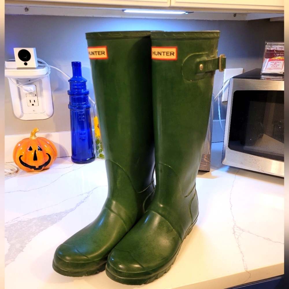 Hunter tall women's rainboots